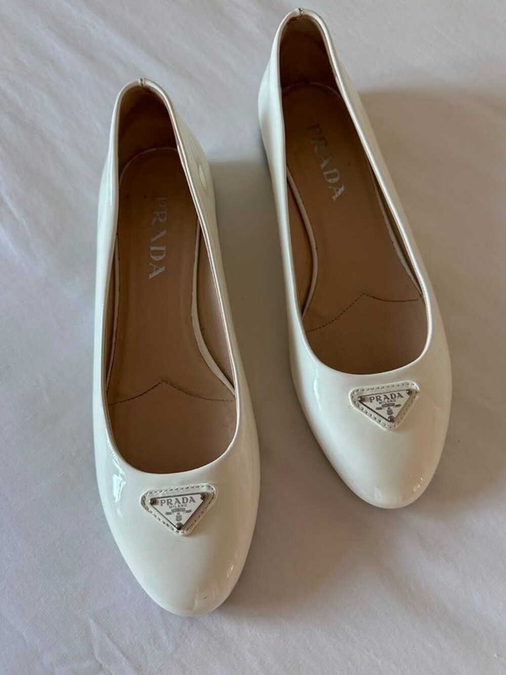 Prada white womans pump size 37.5 - Picture 2 of 9